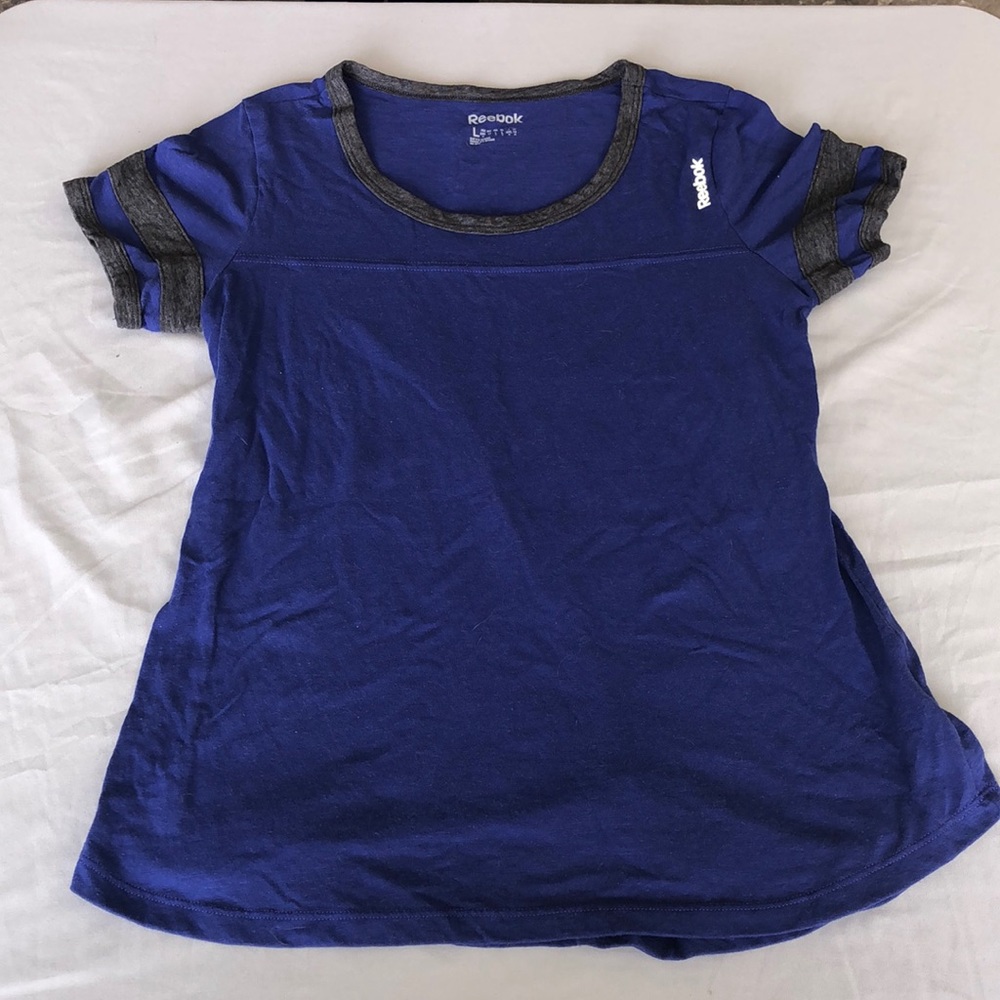 REEBOK t-shirt / pre-loved